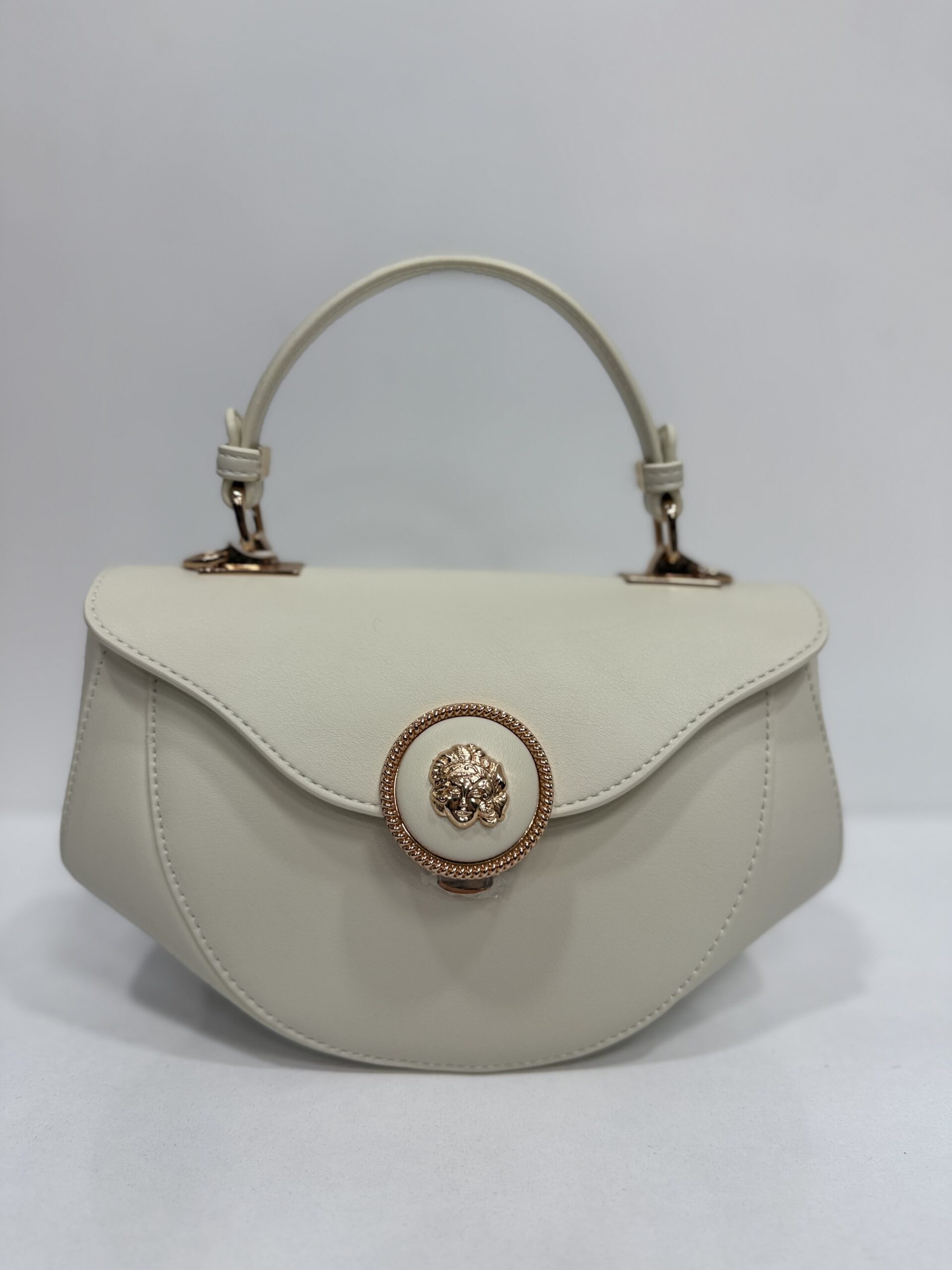 LEVİDOR YUVARLAK TOKA DETAYLI ÇANTA