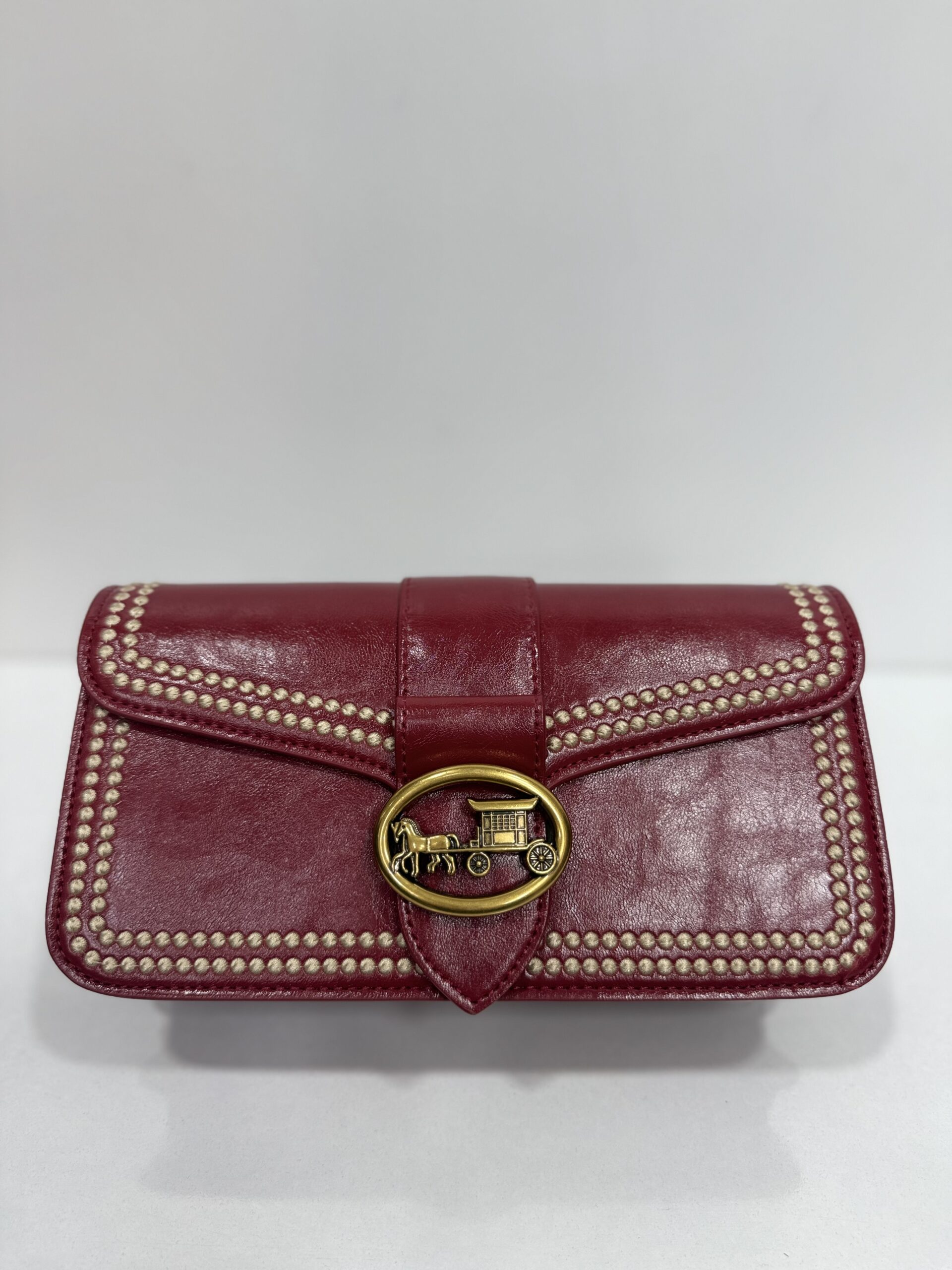 LEVİDOR BENEK İŞLEMELİ ÇANTA